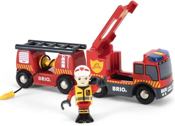 BRIO Пожарная машина, свет, звук, выдвижная лестница, шланг